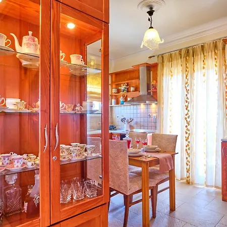 Melissi Corfu 度假居 *